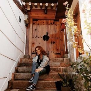 Meet your Posher, Andrea